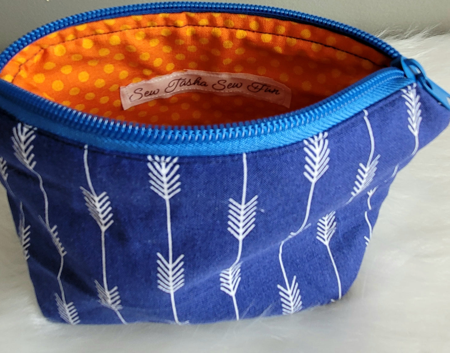 Blue with White Arrows Small Zipper Pouch