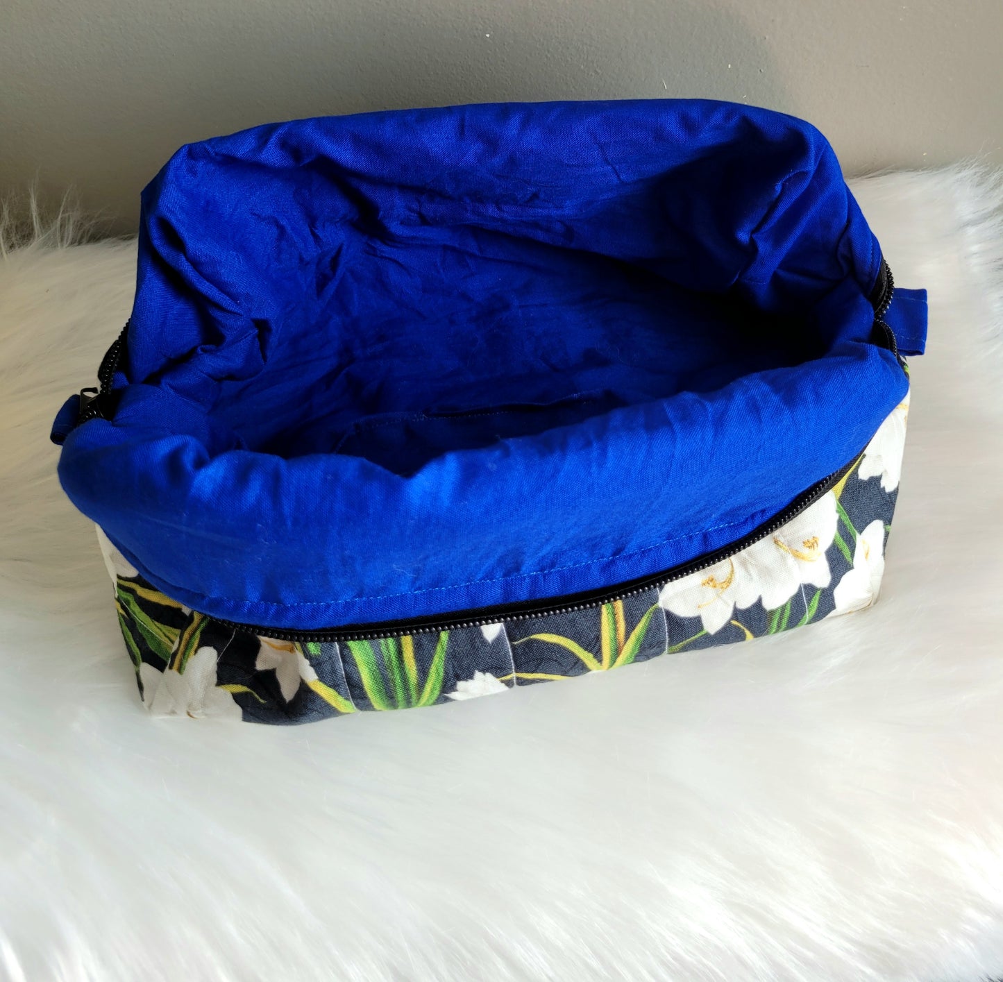 Lily Makeup Bag