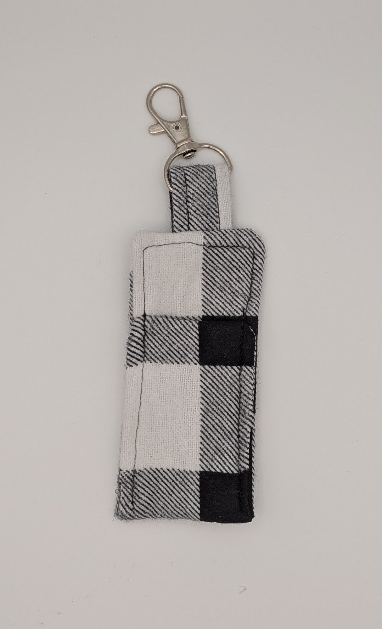 Black & White Checkered Lipbalm Holder