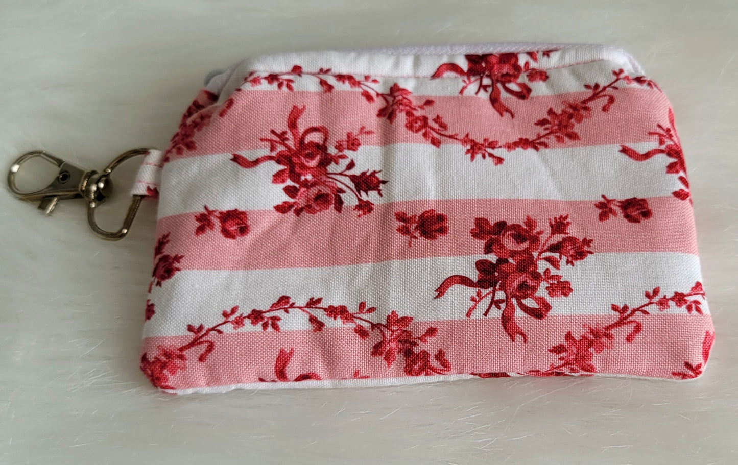 Pretty in Pink Roses Keychain Wallet